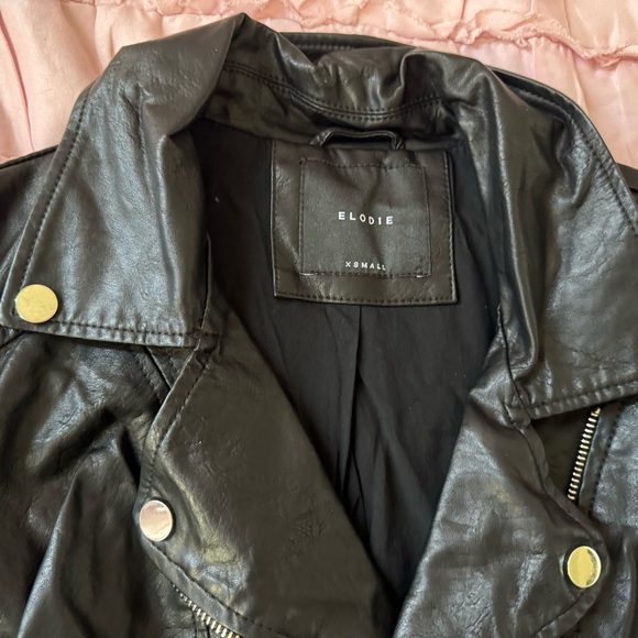 Black jacket - Picture 3 of 3